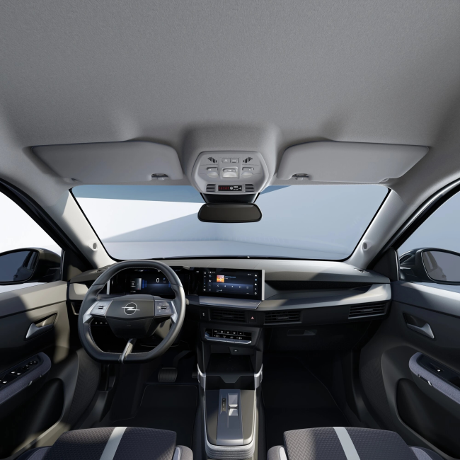 Opel Frontera Electric 54-kWh-Batterie 83kW Elektro Schwarz