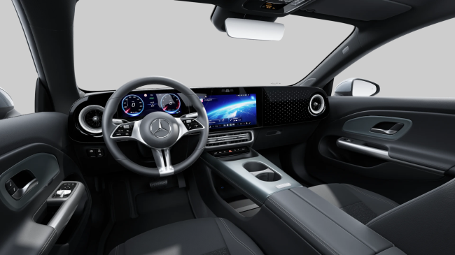 Mercedes-Benz CLA 200 Benzin Silber